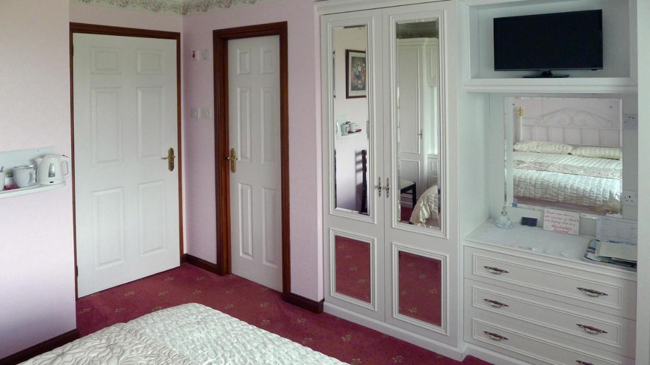 The Sheiling Bed & Breakfast Laide Екстериор снимка